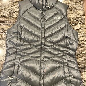 The North Face Women's Metallic Gray Quilted Vest